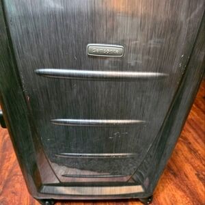 Samsonite Charcoal Spinner Luggage